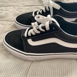 Vans, Old Skool Shoe.  Color - Black.  Size - Mens 8